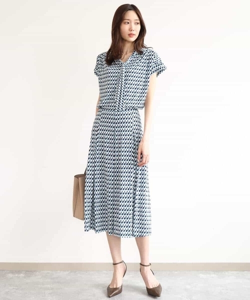 MK MICHEL KLEIN（エムケーミッシェルクラン）の「[洗える]タイデザイン幾何柄ジャージーカットソー（Tシャツ/カットソー・レディース・ブルーグリーン/ネイビー・38）」の13枚目の写真