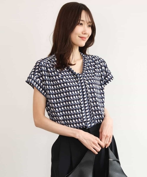 MK MICHEL KLEIN（エムケーミッシェルクラン）の「[洗える]タイデザイン幾何柄ジャージーカットソー（Tシャツ/カットソー・レディース・ブルーグリーン/ネイビー・38）」の16枚目の写真