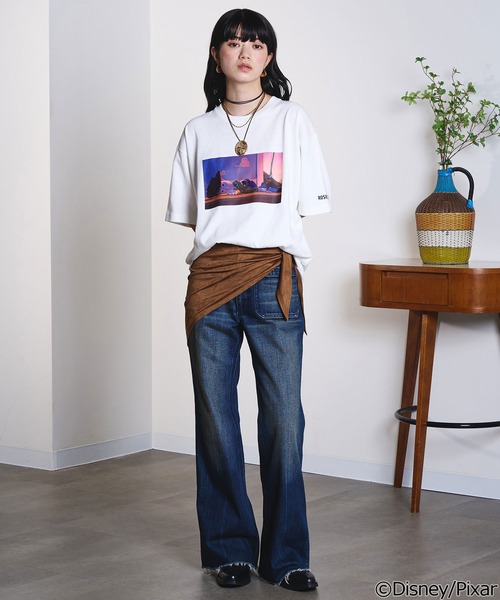 ROSE BUD(ローズバッド)の「TOY STORY / WOODY / PHOTO S/S TEE(Tシャツ/カットソー・レディース・チャコール/ホワイト・ONE SIZE)」の5枚目の写真