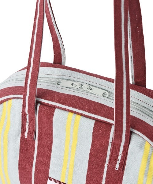 marjour(マージュール)の「STRIPE BOSTON BAG(ボストンバッグ・レディース・グリーン/レッド・FREE)」の17枚目の写真