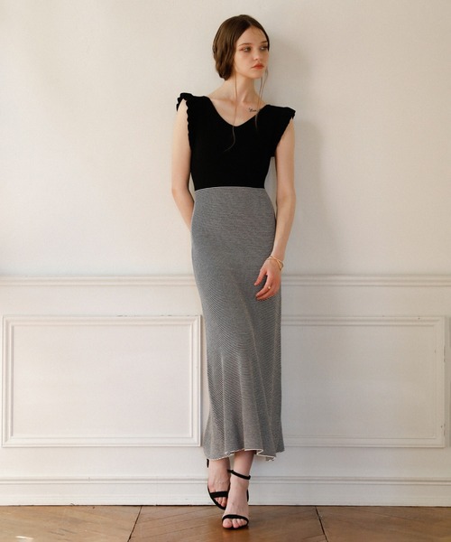 MIELI INVARIANT（ミエリインヴァリアント）の「Shell Frill Marin Dress（ワンピース・レディース・ブラック/レッド/グリーン/ブラックミックス・FREE）」の7枚目の写真