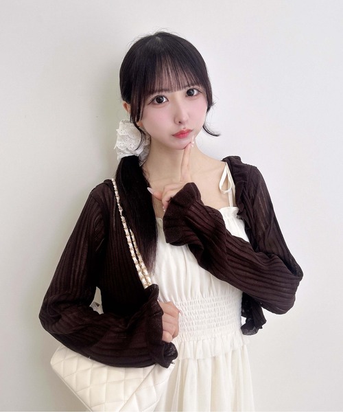INGNI(イング)の「ショートフリルシアーニットカーディガン(ニット/セーター・レディース・ブラック/オフホワイト/サックスブルー/ピンク・M)」の21枚目の写真