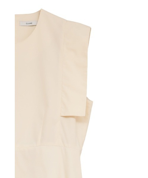 CLANE(クラネ)の「SQUARE SLEEVE ONEPIECE 10112-5133(ワンピース・レディース・ブラック/オフホワイト・1)」の4枚目の写真