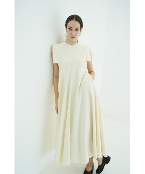 CLANE(クラネ)の「SQUARE SLEEVE ONEPIECE 10112-5133(ワンピース・レディース・ブラック/オフホワイト・1)」の10枚目の写真