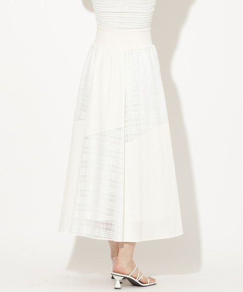 AND COUTURE（アンドクチュール）の「無地×チェックバイアス切替スカート（スカート・レディース・ネイビー/ブラック/オフホワイト・FREE）」の6枚目の写真