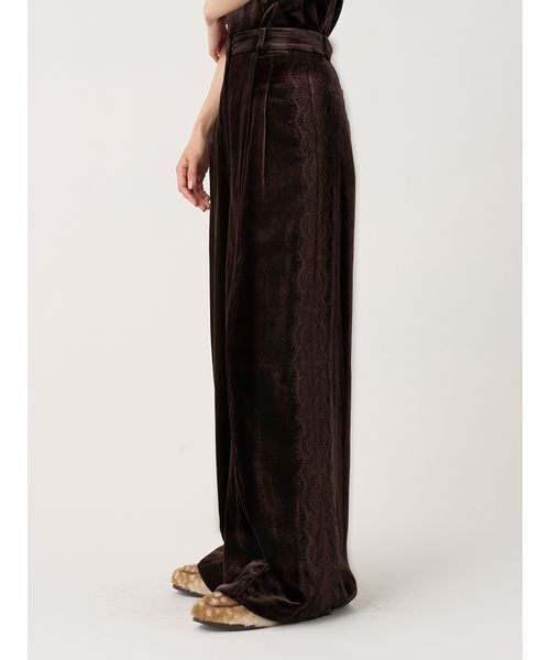 SNIDEL（スナイデル）の「【セットアップ対応】レースディティールベロアパンツ（その他パンツ・レディース・ブラック/ブラウン/ライトブルー・0/1）」の8枚目の写真
