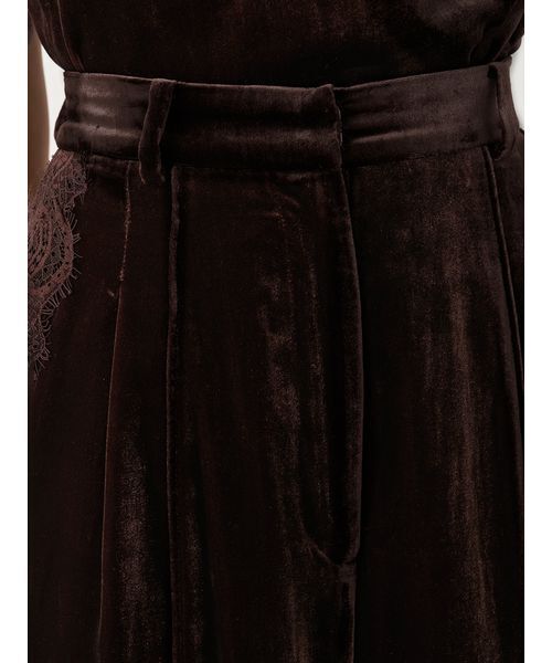 SNIDEL（スナイデル）の「【セットアップ対応】レースディティールベロアパンツ（その他パンツ・レディース・ブラック/ブラウン/ライトブルー・0/1）」の9枚目の写真