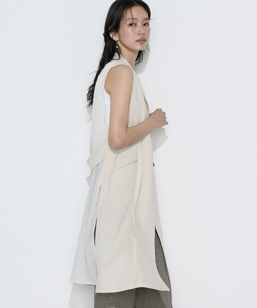 COMME CA（コムサ）の「〔 TALLサイズ 〕 TCポンチ ジレ（ベスト・レディース・ネイビー/ベージュ・15号）」の2枚目の写真