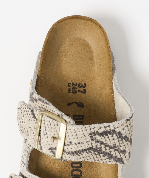 BIRKENSTOCK(ビルケンシュトック)の「【国内EXCLUSIVE】<BIRKENSTOCK>アリゾナ プリント スネーク サンダル(サンダル・レディース・オフホワイト・38/35/36/37)」の9枚目の写真
