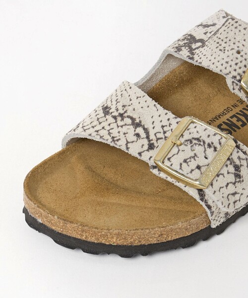 BIRKENSTOCK(ビルケンシュトック)の「【国内EXCLUSIVE】<BIRKENSTOCK>アリゾナ プリント スネーク サンダル(サンダル・レディース・オフホワイト・38/35/36/37)」の10枚目の写真