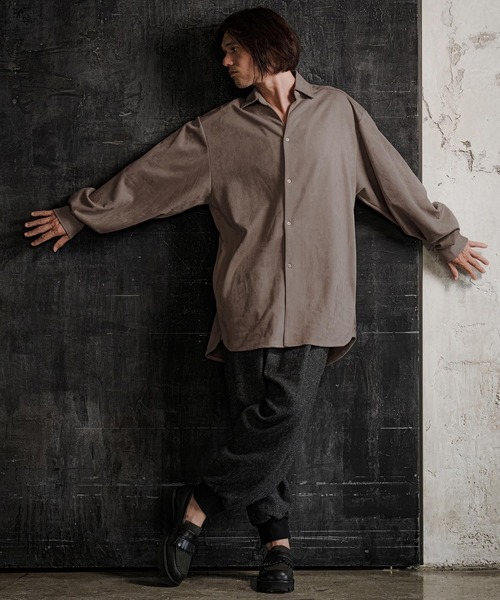 CAMBIO(カンビオ)の「ms6608-Ponti Suede Skipper Long Shirt スキッパーロングシャツ(GM-A6202W-009)(シャツ/ブラウス・メンズ・ブラック/カーキブラウン/グレイッシュベージュ・S/M/L)」の11枚目の写真