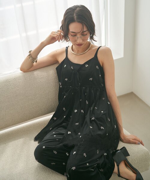 Remind me and forever(リマインドミーアンドフォーエバー)の「ベロア花刺繍裾レースキャミ(キャミソール・レディース・ブラウン/ブラック・FREE)」の20枚目の写真