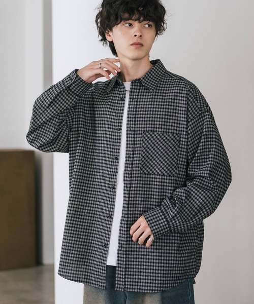 Rocky Monroe(ロッキーモンロー)の「新色追加 オーバーサイズレギュラーカラー長袖ビエラネルシャツ チェック柄/オンブレチェック/無地(シャツ/ブラウス・メンズ・ブラック系2/ネイビー系1/グレー/ブラック系/ブラック/ブラック系1/レッド系/ベージュ系/ネイビー系/アイボリー/ブラック系3/ブラウン系/ホワイト系/ブラウン/ネイビー/ブラウン系1・L/XL/M)」の7枚目の写真
