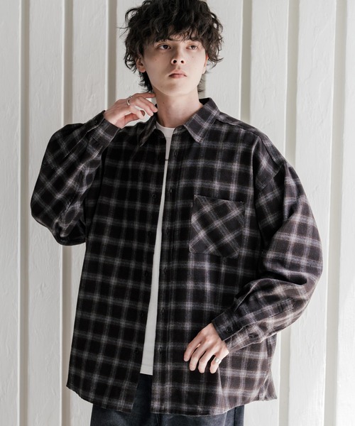 Rocky Monroe(ロッキーモンロー)の「新色追加 オーバーサイズレギュラーカラー長袖ビエラネルシャツ チェック柄/オンブレチェック/無地(シャツ/ブラウス・メンズ・ブラック系2/ネイビー系1/グレー/ブラック系/ブラック/ブラック系1/レッド系/ベージュ系/ネイビー系/アイボリー/ブラック系3/ブラウン系/ホワイト系/ブラウン/ネイビー/ブラウン系1・L/XL/M)」の11枚目の写真