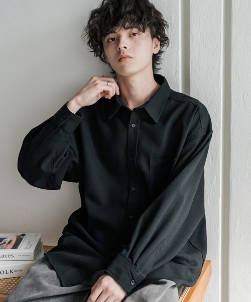 Rocky Monroe(ロッキーモンロー)の「新色追加 オーバーサイズレギュラーカラー長袖ビエラネルシャツ チェック柄/オンブレチェック/無地(シャツ/ブラウス・メンズ・ブラック系2/ネイビー系1/グレー/ブラック系/ブラック/ブラック系1/レッド系/ベージュ系/ネイビー系/アイボリー/ブラック系3/ブラウン系/ホワイト系/ブラウン/ネイビー/ブラウン系1・L/XL/M)」の4枚目の写真