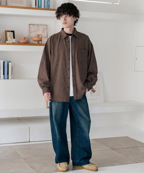 Rocky Monroe(ロッキーモンロー)の「新色追加 オーバーサイズレギュラーカラー長袖ビエラネルシャツ チェック柄/オンブレチェック/無地(シャツ/ブラウス・メンズ・ブラック系2/ネイビー系1/グレー/ブラック系/ブラック/ブラック系1/レッド系/ベージュ系/ネイビー系/アイボリー/ブラック系3/ブラウン系/ホワイト系/ブラウン/ネイビー/ブラウン系1・L/XL/M)」の21枚目の写真