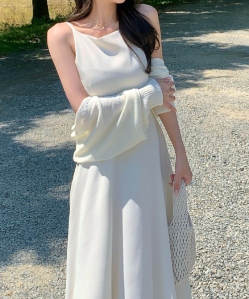 FLINEA(フリネア)の「ノースリーブワンピース(ジャンパースカート・レディース・ホワイト/ブラック/ベージュ・FREE)」の18枚目の写真
