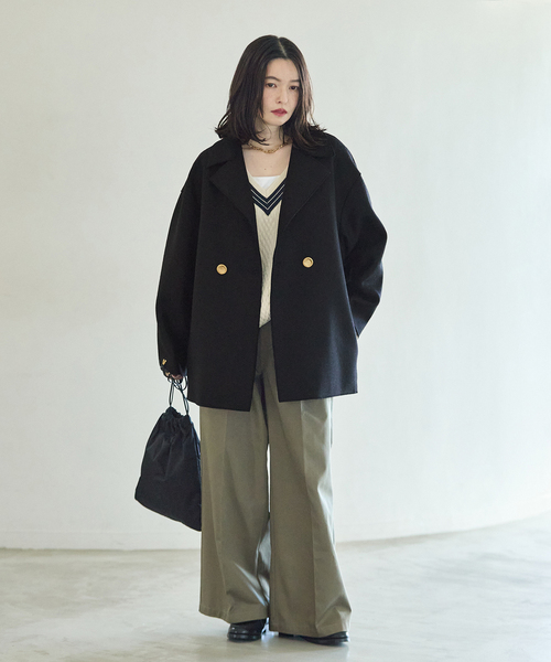 HARRIS WHARF LONDON(ハリスワーフロンドン)の「HARRIS WHARF LONDON Women dropped shoulder d.b. jacket p コート(その他アウター・レディース・ブラック・42)」の2枚目の写真