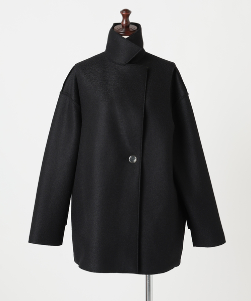 HARRIS WHARF LONDON(ハリスワーフロンドン)の「HARRIS WHARF LONDON Women dropped shoulder d.b. jacket p コート(その他アウター・レディース・ブラック・42)」の15枚目の写真