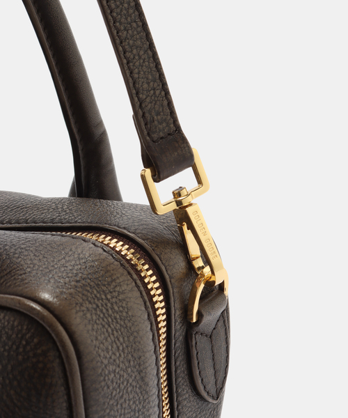 GOLDEN GOOSE（ゴールデングース）の「【GOLDEN GOOSE / ゴールデングース】VITA BAG（ボストンバッグ・レディース・ブラウン・FREE）」の17枚目の写真