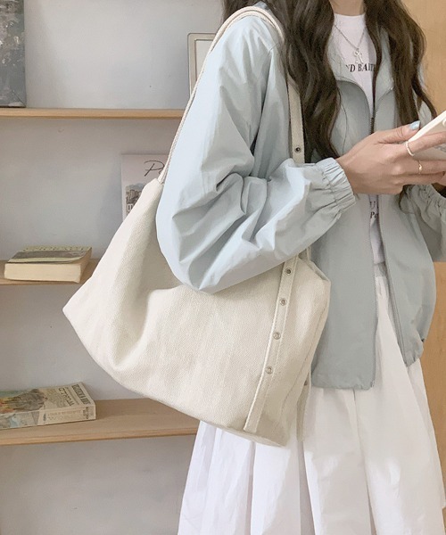 Miniministore(ミニミニストア)の「大容量ヘリンボーンキャンバストートバッグ(トートバッグ・レディース・アイボリー・FREE)」の9枚目の写真