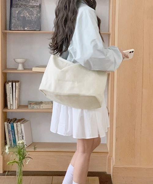 Miniministore(ミニミニストア)の「大容量ヘリンボーンキャンバストートバッグ(トートバッグ・レディース・アイボリー・FREE)」の12枚目の写真