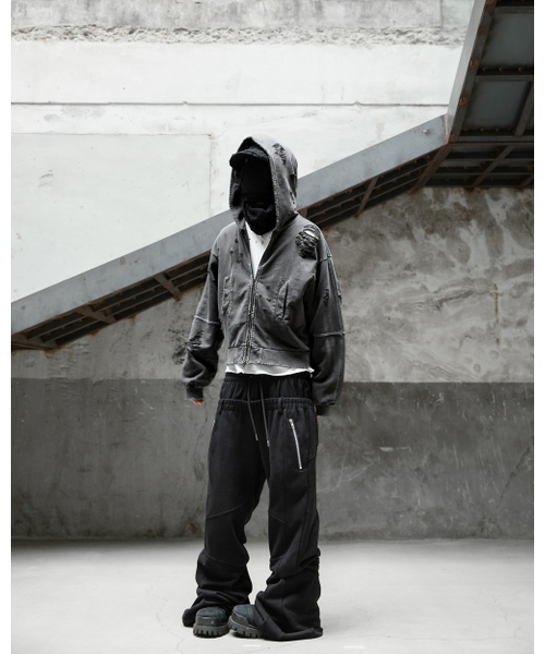 ROARINGRAD(ロアリングラド)の「デミジクロップフードジップアップブラック(パーカー・レディース・その他・MEDIUM/LARGE)」の11枚目の写真