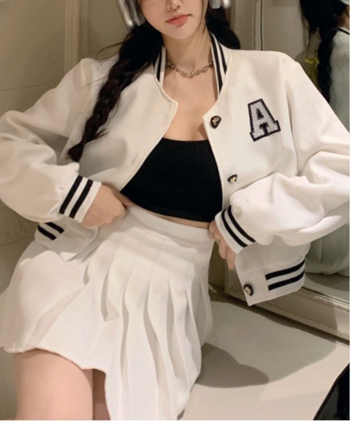 ＆soiree（アンドソワレ）の「ワッペンデザインラインリブスタジャン（スタジャン・レディース・オフホワイト・MEDIUM/LARGE/X-LARGE/SMALL）」の3枚目の写真