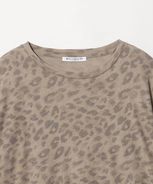 BEAUTY&YOUTH UNITED ARROWS(ビューティーアンドユースユナイテッドアローズ)の「コットン レオパードロングスリーブ プルオーバー(Tシャツ/カットソー・レディース・ベージュ/グレー系/オリーブ・FREE)」の8枚目の写真