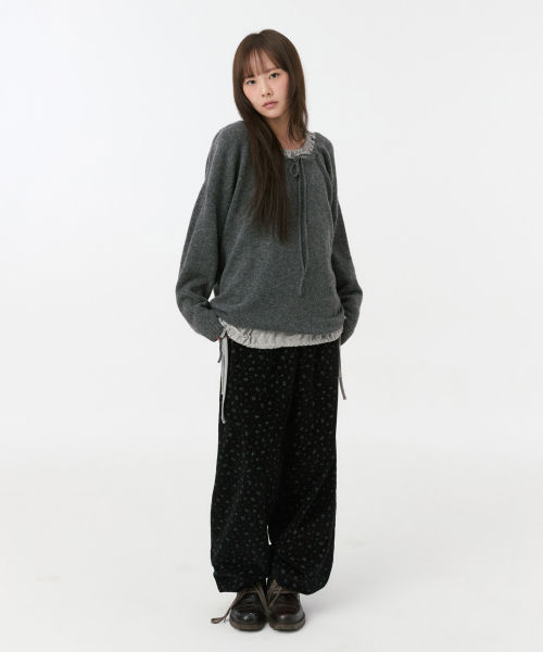 OHESHIO(オヘシオ)の「フローラルコーデュロイバンディングパンツ ブラック(その他パンツ・レディース・その他・SMALL)」の3枚目の写真