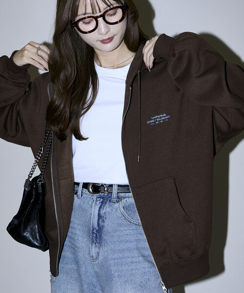 PUBLUX（パブリュクス）の「PUBLUX/パブリュクス LOVE POP STUDIO GRAPHIC SWEAT ZIP PARKA/グラフィック スウェット ジップ パーカー　限定展開（パーカー・メンズ・ブラウン/ライトグレー/ネイビー/チャコールグレー・MEDIUM/SMALL/LARGE）」の11枚目の写真