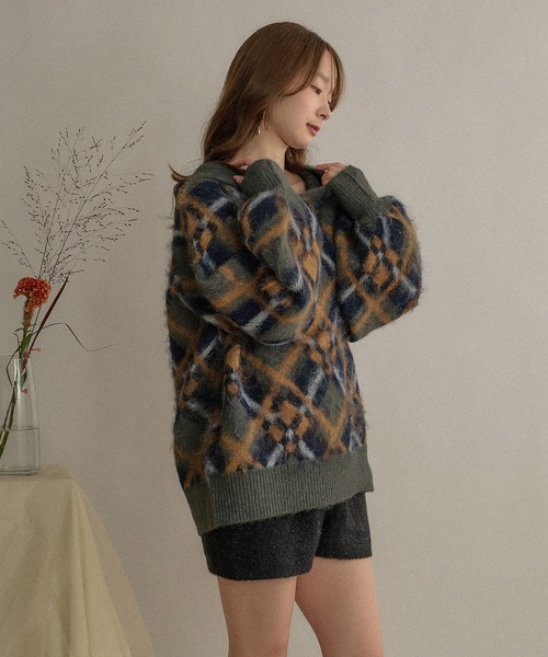 mideal(マイディール)の「brushed loose knit hoodie / ブラッシュドルーズニットパーカー(ニット/セーター・レディース・ボルドー/ベージュ/ネイビー・FREE)」の16枚目の写真