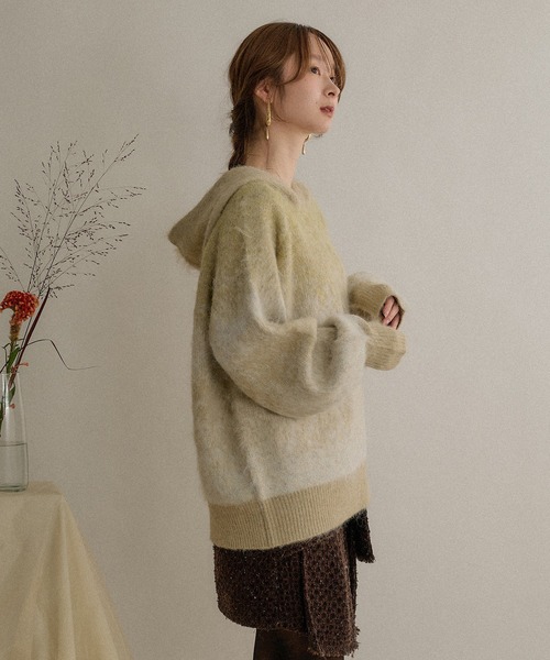 mideal(マイディール)の「brushed loose knit hoodie / ブラッシュドルーズニットパーカー(ニット/セーター・レディース・ボルドー/ベージュ/ネイビー・FREE)」の21枚目の写真