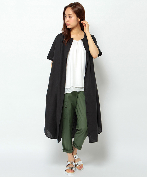 LBC（エルビーシー）の「リネンコットンシャツコート（ワンピース・レディース・ダークグレー/オリーブ・LARGE/MEDIUM）」の2枚目の写真