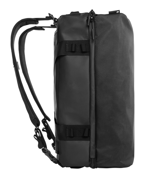 incase(インケース)の「INTR20046-BLKIncase TRACTO Split Duffel 60 - Black(ボストンバッグ・メンズ・ブラック・ONE SIZE)」の7枚目の写真