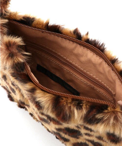 Heather（ヘザー）の「チェーンツキネコポーチ  733644（ショルダーバッグ・レディース・ホワイト/ブラック/ブラウン系その他・ONE SIZE）」の5枚目の写真