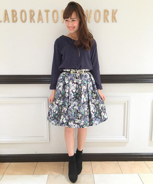 laboratory work（ラボラトリーワーク）の「ネックレス付きバルフィースムースプルオーバー（Tシャツ/カットソー・レディース・パープル/ピンク/ボルドー・MEDIUM）」の18枚目の写真