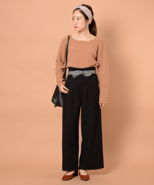 mystic（ミスティック）の「衿ぐりスカラップニット（ニット/セーター・レディース・オフホワイト/グレー/ベージュ/ブラック/レッド・ﾌﾘ-）」の7枚目の写真