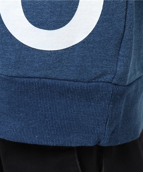 RODEO CROWNS WIDE BOWL（ロデオクラウンズワイドボウル）の「メンズ ランダムLOGO スウェット（Tシャツ/カットソー・メンズ・ブルー/トップグレー/ブラック・LARGE/MEDIUM/X-LARGE）」の4枚目の写真
