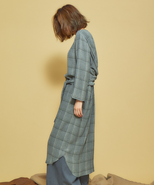 Abahouse Devinette（ドゥヴィネット）の「バックタッククロスワンピース（ワンピース・レディース・ライトグレー/ブラウン/ブラック系その他・フリー）」の5枚目の写真