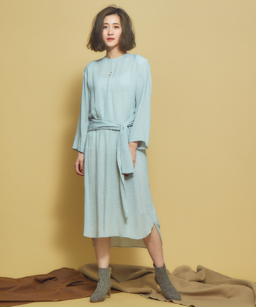 Abahouse Devinette（ドゥヴィネット）の「バックタッククロスワンピース（ワンピース・レディース・ライトグレー/ブラウン/ブラック系その他・フリー）」の16枚目の写真