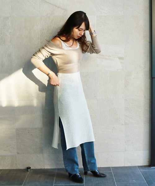 TODAYFUL（トゥデイフル）の「スクエアネックショートニット（ニット/セーター・レディース・ベージュ/カーキ・FREE）」の17枚目の写真