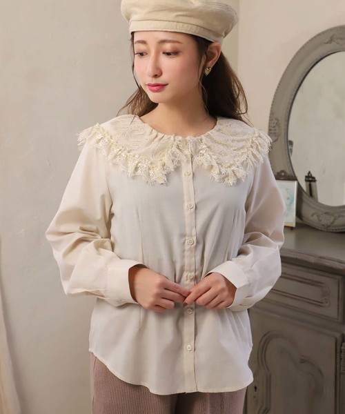 one after another NICE CLAUP（ワンアフターアナザーナイスクラップ）の「襟レースブラウス（シャツ/ブラウス・レディース・ベージュ/オフホワイト/ブラウン系その他・FREE）」の4枚目の写真