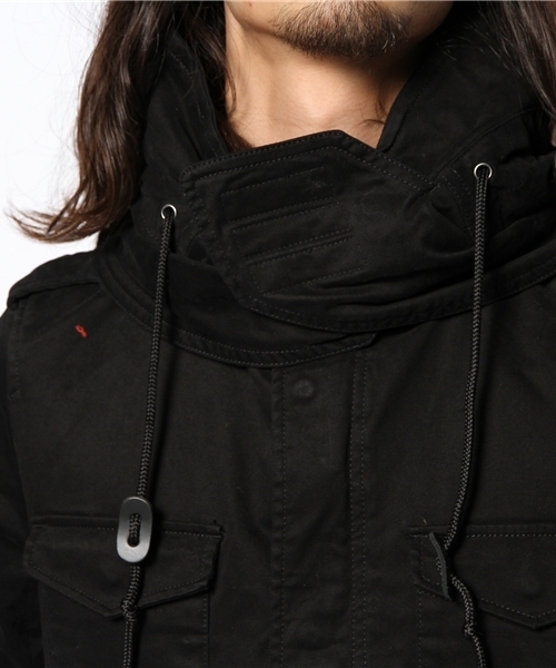 NANO universe(ナノユニバース)の「フード脱着ストレッチM-65(ミリタリージャケット・メンズ・ブラック/ベージュ/オリーブ・SMALL/MEDIUM/LARGE)」の6枚目の写真