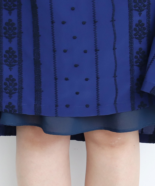 デシン 花ストライプ刺繍 ワンピース デシン 花ストライプ刺繍 ワンピース