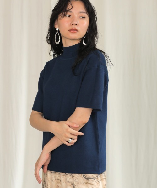 Bou Jeloud（ブージュルード）の「【WEB限定】プチハイネックベーシック半袖ニットTOPS（ニット/セーター・レディース・ブラック/ライトブルー/オフホワイト/イエロー/ベージュ/グレー/サックスブルー/テラコッタ/ラベンダー/ネイビー・FREE）」の7枚目の写真