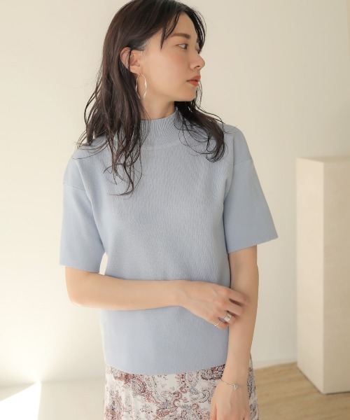 Bou Jeloud（ブージュルード）の「【WEB限定】プチハイネックベーシック半袖ニットTOPS（ニット/セーター・レディース・ブラック/ライトブルー/オフホワイト/イエロー/ベージュ/グレー/サックスブルー/テラコッタ/ラベンダー/ネイビー・FREE）」の8枚目の写真
