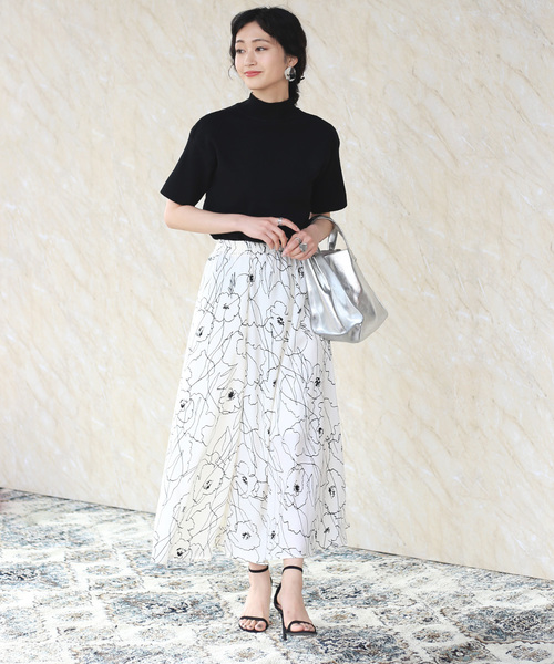 Bou Jeloud（ブージュルード）の「【WEB限定】プチハイネックベーシック半袖ニットTOPS（ニット/セーター・レディース・ブラック/ライトブルー/オフホワイト/イエロー/ベージュ/グレー/サックスブルー/テラコッタ/ラベンダー/ネイビー・FREE）」の11枚目の写真