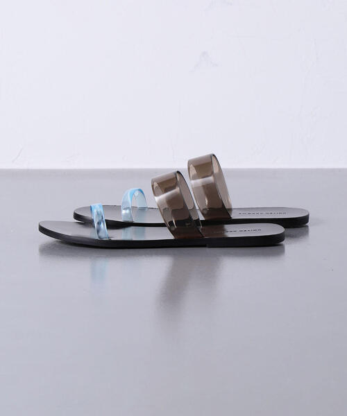 UNITED ARROWS(ユナイテッドアローズ)の「UWCS PVC フラット サンダル ◆(サンダル・レディース・ダークブラウン/ブラック・35h/36/37/37h/38/36h/35)」の3枚目の写真