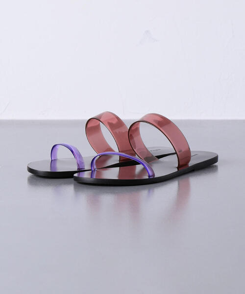 UNITED ARROWS(ユナイテッドアローズ)の「UWCS PVC フラット サンダル ◆(サンダル・レディース・ダークブラウン/ブラック・35h/36/37/37h/38/36h/35)」の6枚目の写真